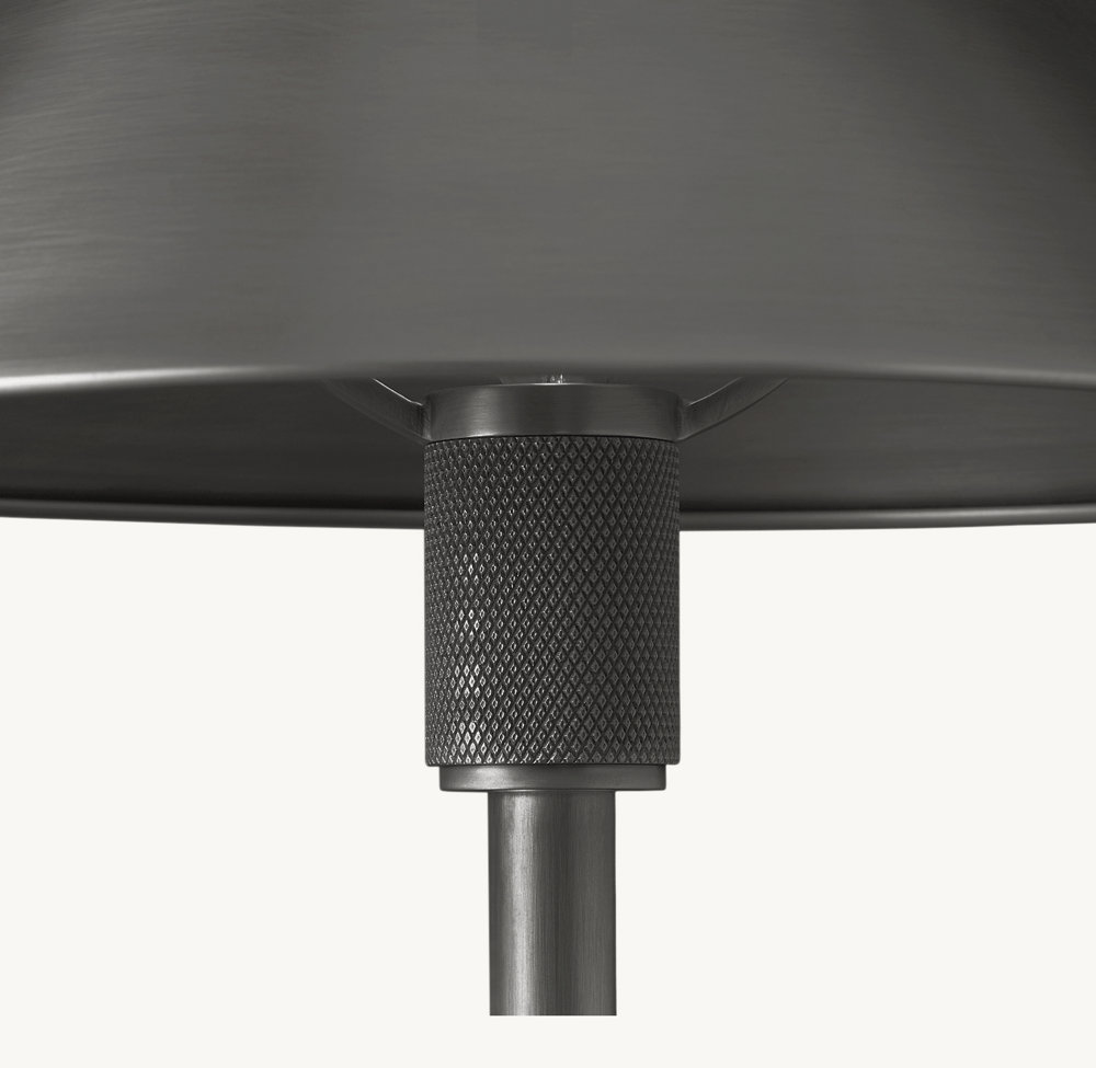 UTILITAIRE METAL SHADE TABLE LAMP - Image 4