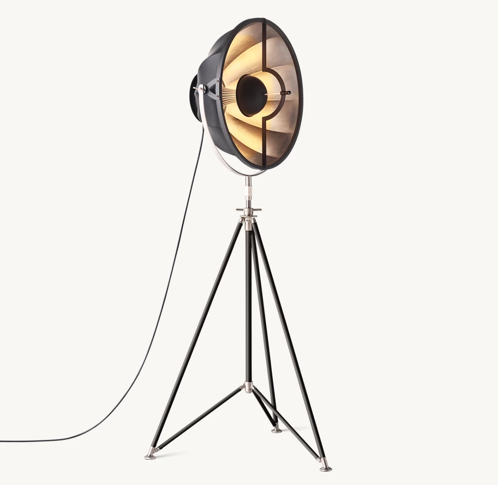 FORTUNY® STUDIO 63 TRIPOD FLOOR LAMP - Image 4