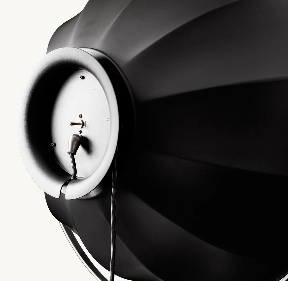 FORTUNY® STUDIO 76 TRIPOD FLOOR LAMP - Image 4