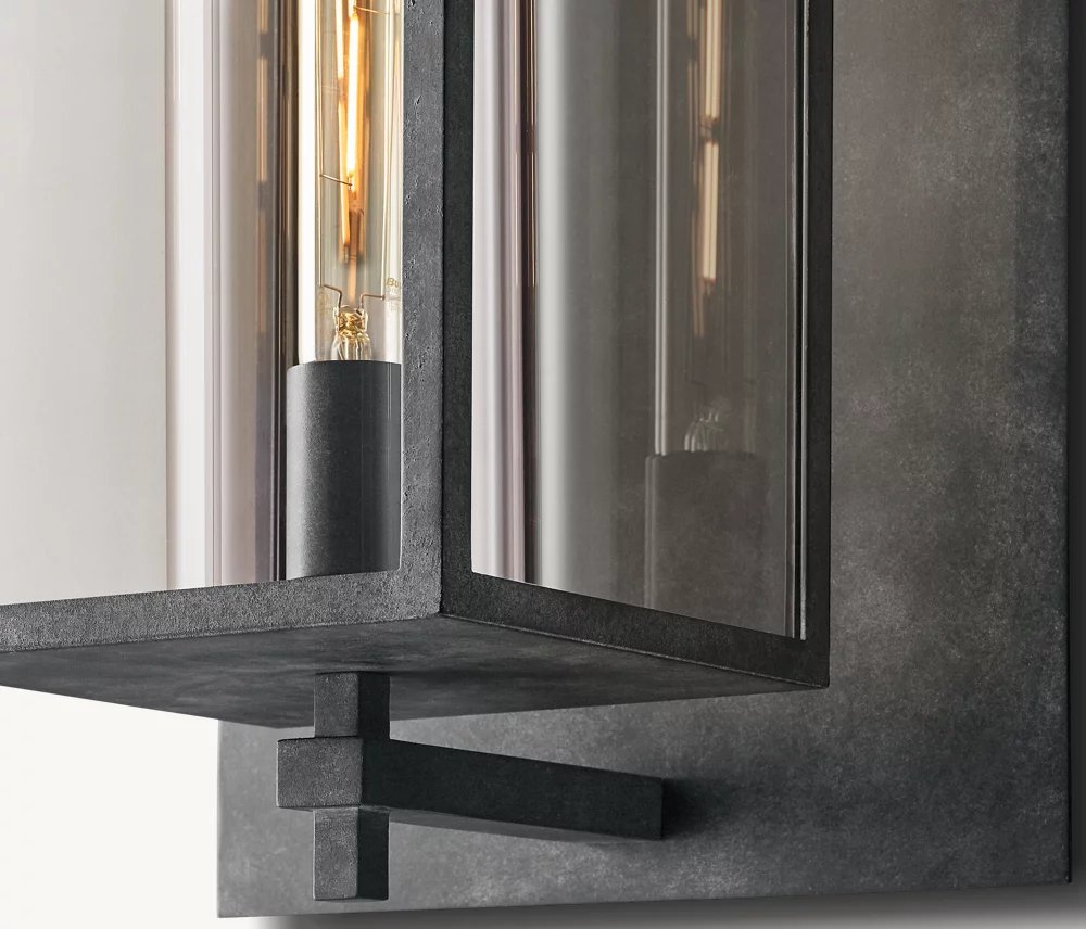 DEVAUX GRAND SQUARE SCONCE - Image 2