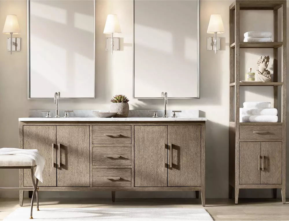 FULHAM GLASS SHADE SCONCE - Image 1