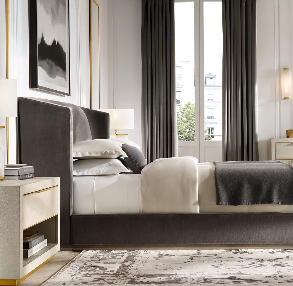 HAND-CARVED ALABASTER SCONCE - Image 3