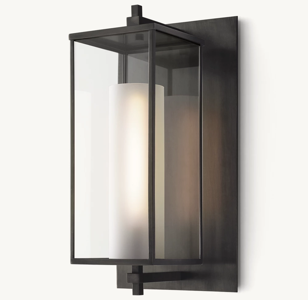 DEVAUX GRAND SQUARE SCONCE - Image 1